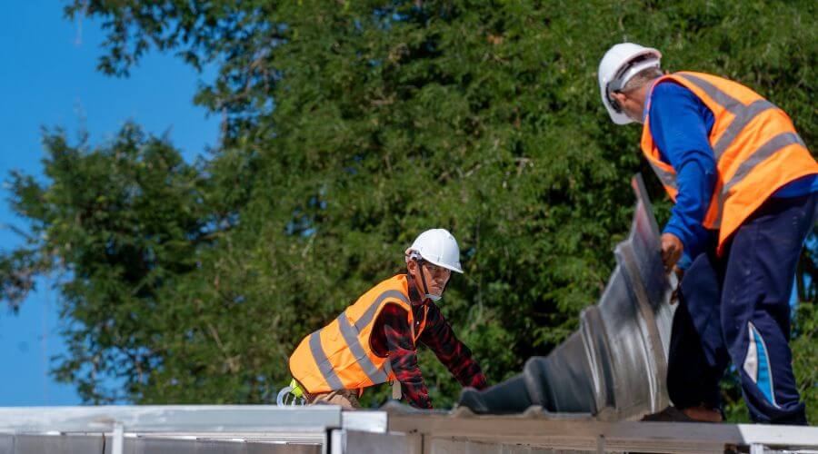 Professional gutter cleaning in Brighton, TN